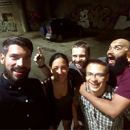 Nomado Hostel *