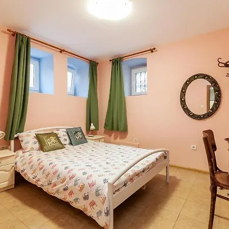 Nomado Hostel Varna