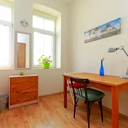 Nomado Hostel *